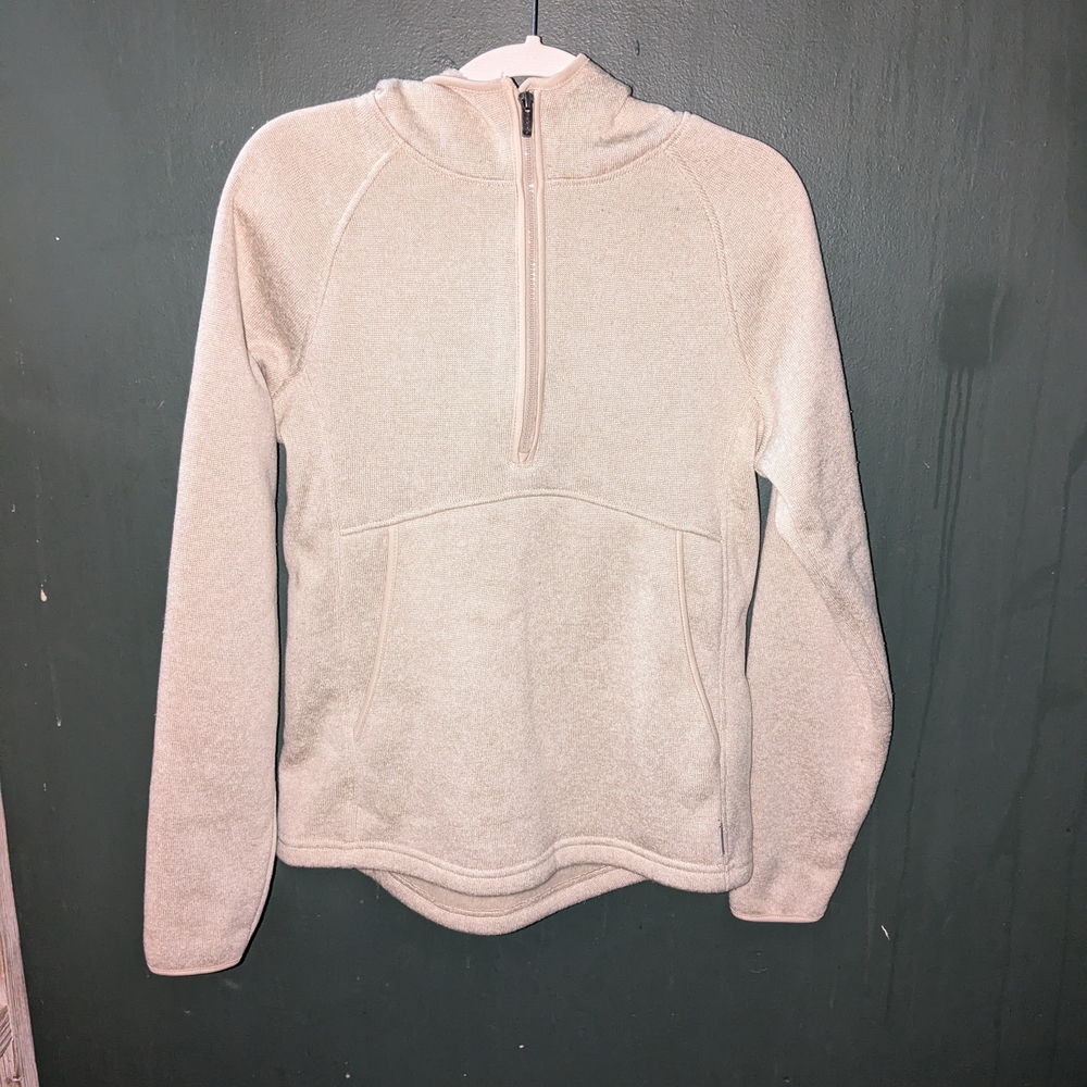 Women's Cream Pullover Top